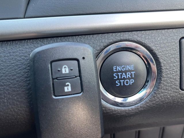 TOYOTA HARRIER 2WD 2014 Image 31