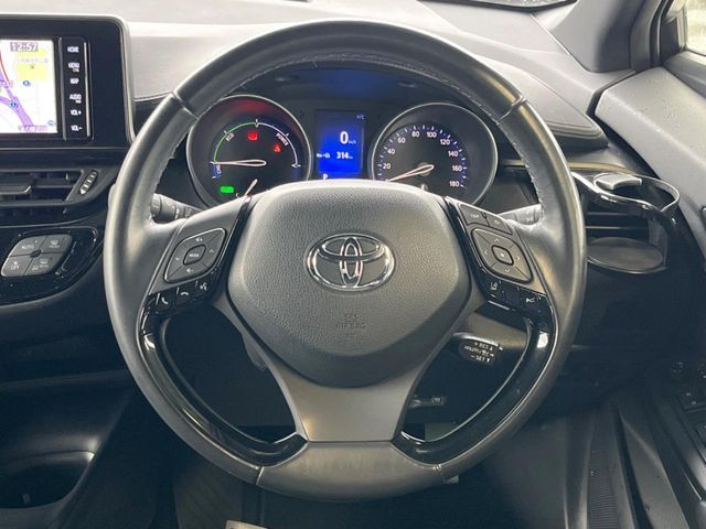 TOYOTA C-HR 2019 Image 31