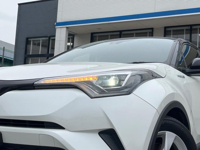 TOYOTA C-HR 2019 Image 31