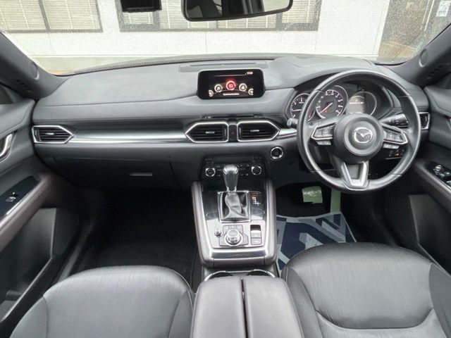 MAZDA CX-8 2018 Image 31