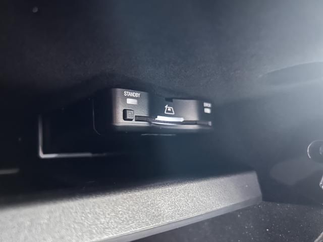 MERCEDES BENZ MERCEDES AMG C CLASS 2024 Image 31