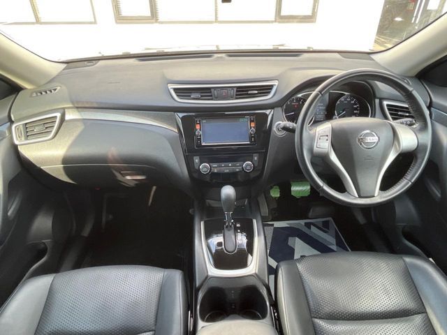 NISSAN X-TRAIL 2WD 2015 Image 31