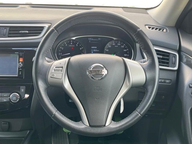 NISSAN X-TRAIL 2WD 2015 Image 31