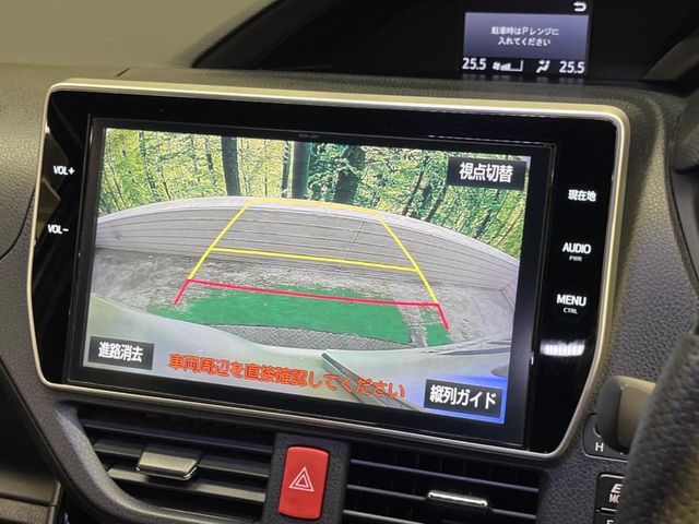 TOYOTA VOXY HYBRID 2017 Image 31