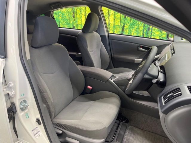 TOYOTA PRIUS 2010 Image 31