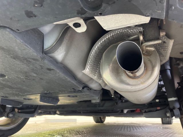 TOYOTA PRIUS 2010 Image 31