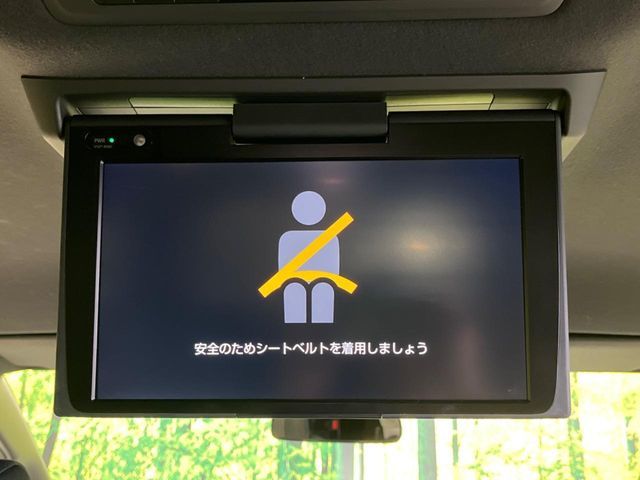 TOYOTA VOXY 2018 Image 31