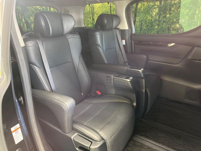 TOYOTA ALPHARD 2019 Image 31