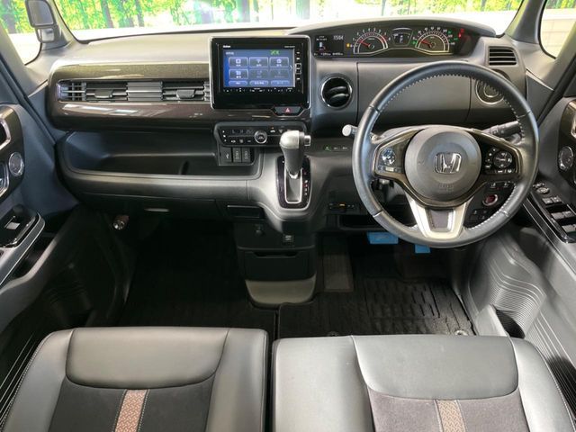 HONDA N BOX CUSTOM 2019 Image 31