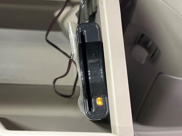 HONDA N BOX 2013 Image 31