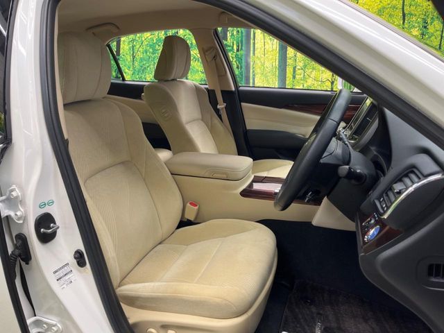 TOYOTA CROWN SEDAN HYBRID 2013 Image 31