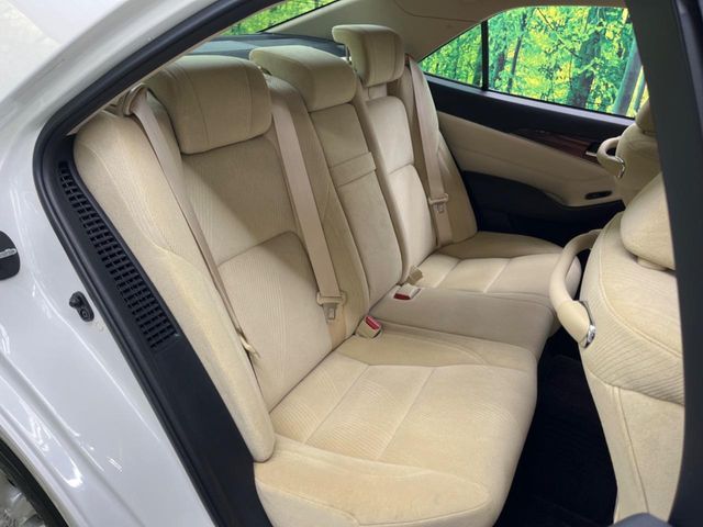 TOYOTA CROWN SEDAN HYBRID 2013 Image 31