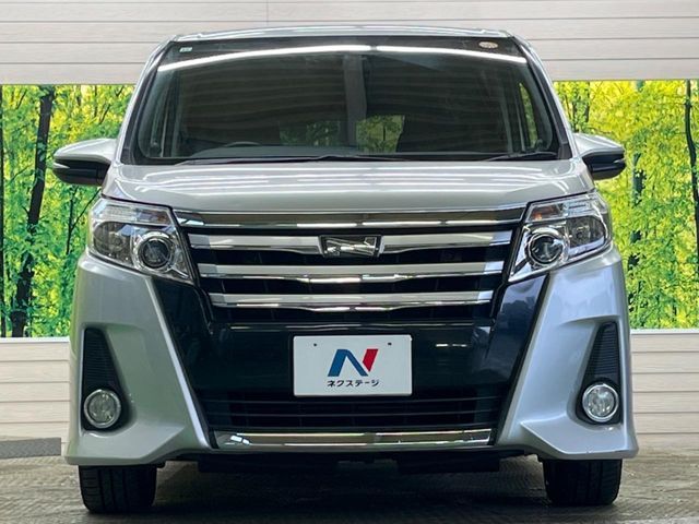 TOYOTA NOAH 2015 Image 31