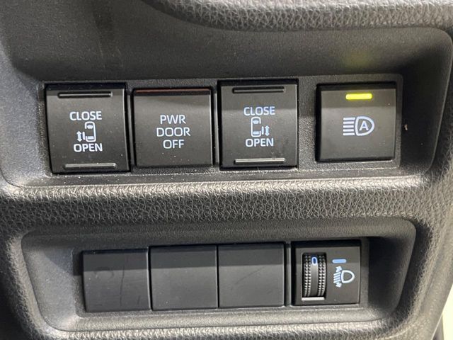 TOYOTA SIENTA HYBRID 2022 Image 31