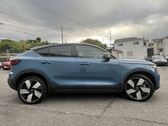 VOLVO C40 2022 Image 31