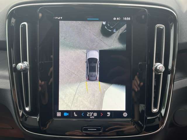 VOLVO C40 2022 Image 31