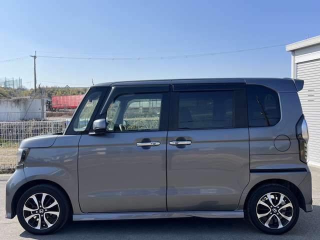 HONDA N BOX CUSTOM 2018 Image 31