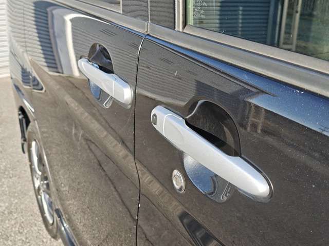 DAIHATSU TANTO CUSTOM 2017 Image 31