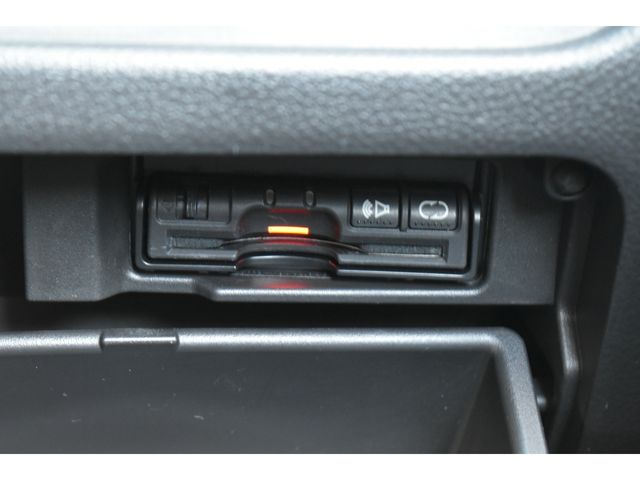 NISSAN SERENA  S-HYBRID 2014 Image 31