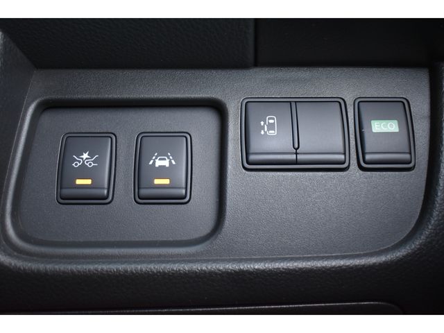 NISSAN SERENA  S-HYBRID 2014 Image 31