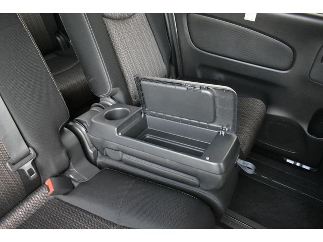 NISSAN SERENA  S-HYBRID 2014 Image 31