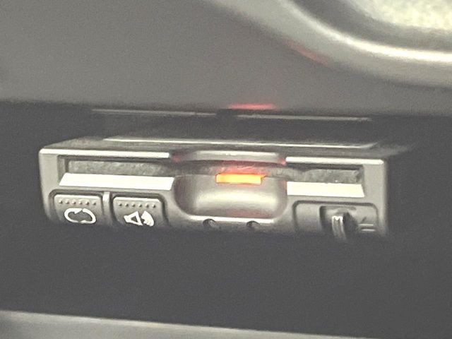 NISSAN NOTE 2017 Image 31