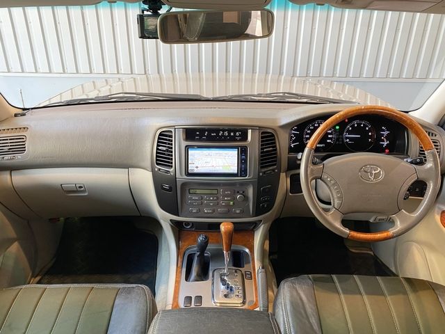 TOYOTA LANDCRUISER WAGON 2004 Image 31