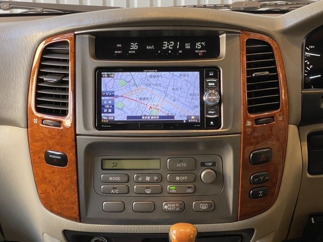 TOYOTA LANDCRUISER WAGON 2003 Image 31