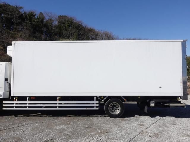 MITSUBISHI FUSOU FIGHTER 2016 Image 31