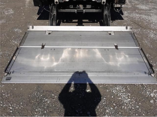 MITSUBISHI FUSOU FIGHTER 2016 Image 31