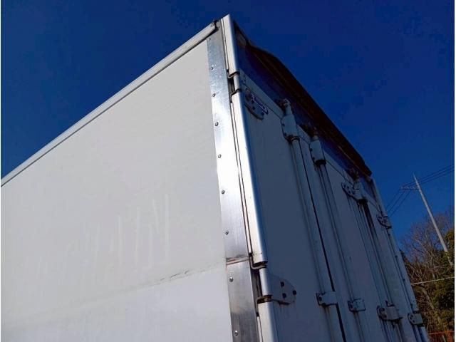 ISUZU FORWARD 2010 Image 31