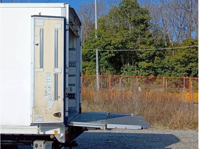 ISUZU FORWARD 2010 Image 31