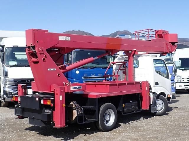 HINO DUTRO 2011 Image 31