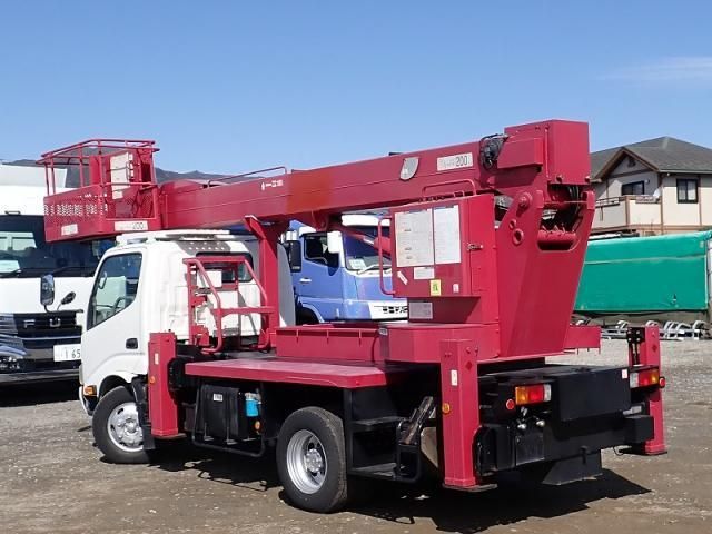 HINO DUTRO 2011 Image 31