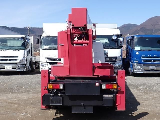 HINO DUTRO 2011 Image 31