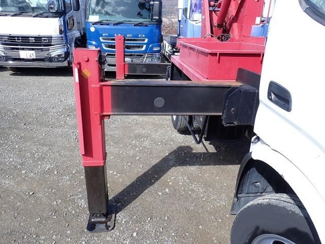 HINO DUTRO 2011 Image 31