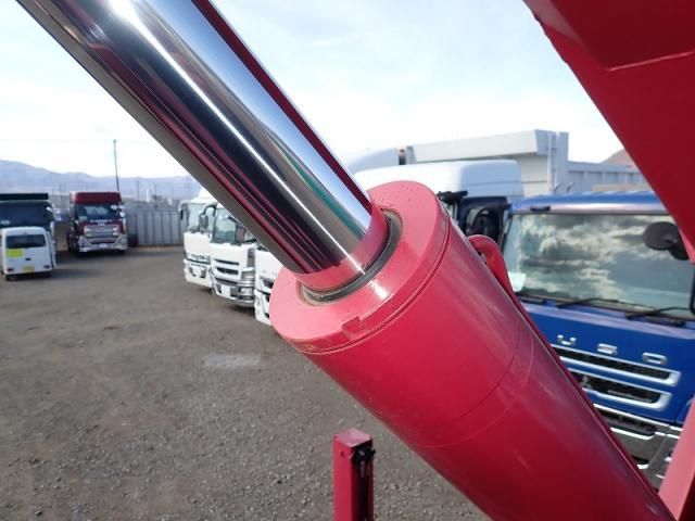 HINO DUTRO 2011 Image 31