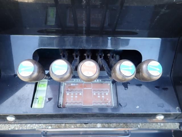 HINO DUTRO 2011 Image 31