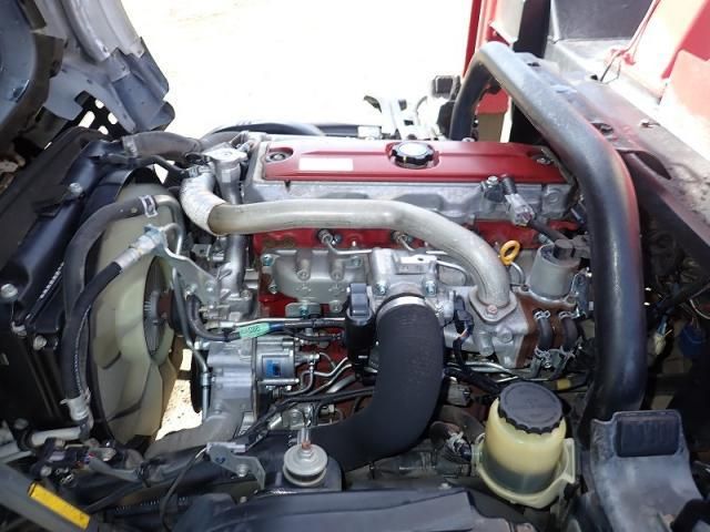 HINO DUTRO 2011 Image 31