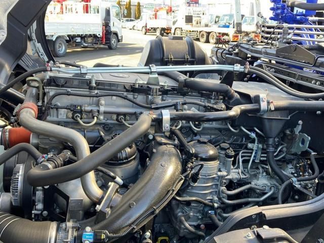 MITSUBISHI FUSOU SUPER GREAT 2025 Image 31