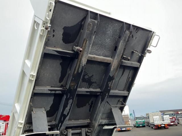 MITSUBISHI CANTER 2021 Image 31