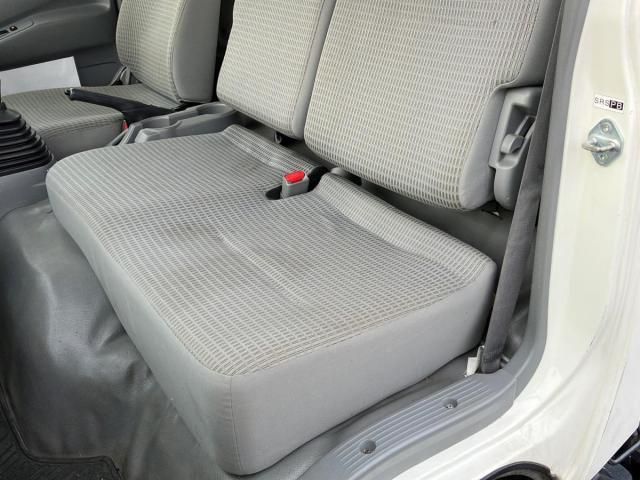 TOYOTA DYNA 2015 Image 31