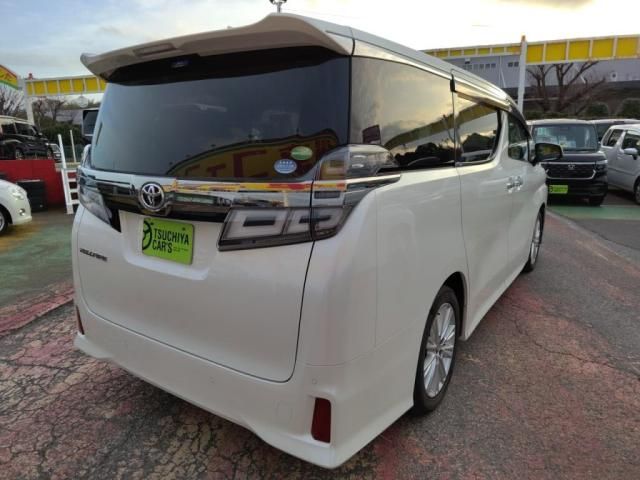 TOYOTA VELLFIRE 2018 Image 31