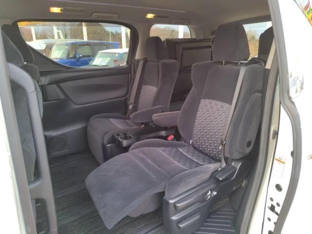 TOYOTA VELLFIRE 2018 Image 31