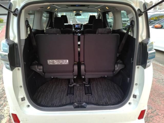 TOYOTA VELLFIRE 2018 Image 31