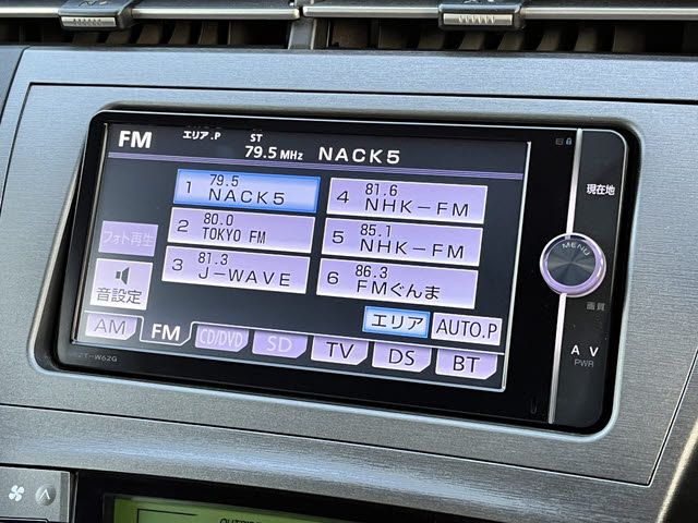 TOYOTA PRIUS 2013 Image 31