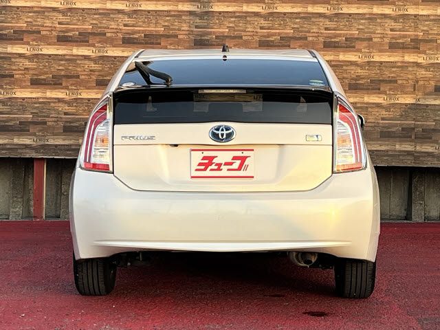 TOYOTA PRIUS 2013 Image 31