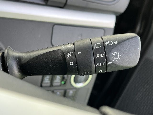 DAIHATSU TANTO CUSTOM 2019 Image 31