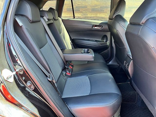 TOYOTA COROLLA CROSS HYBRID 2023 Image 31