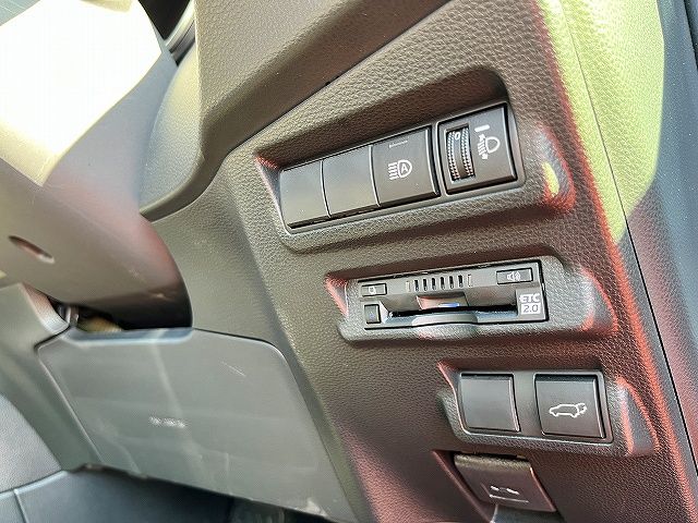 TOYOTA COROLLA CROSS HYBRID 2023 Image 31